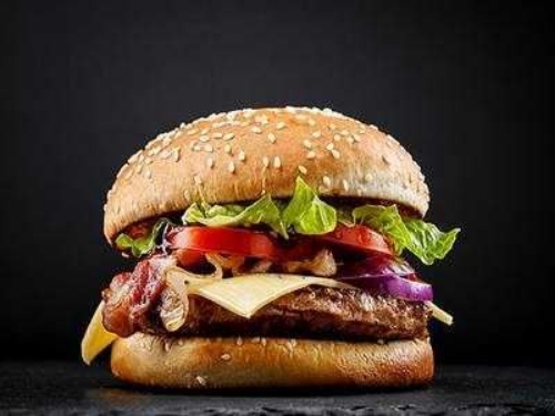 Picture of FROZEN COOKED BIG ALs 6oz BURGERS 32X135G