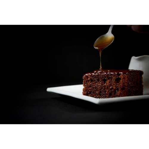 Picture of FROZEN VEGAN SCOTTISH STICKY TOFFEE PUDDING & SAUCE 12PTNS (2X6)  