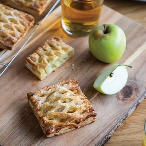 Picture of FROZEN APPLE LATTICE SQUARE 140X80G